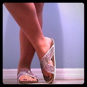 CUPCAKE COUTURE (Youth Sandals)